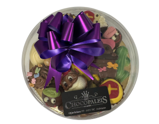 Ronde doos met gevulde en ongevulde sinterklaas chocolade